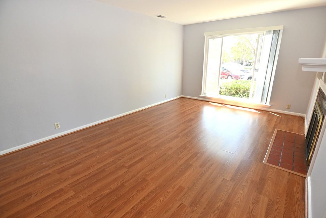 2466 Beechwood Ave - Photo 3 of 23
