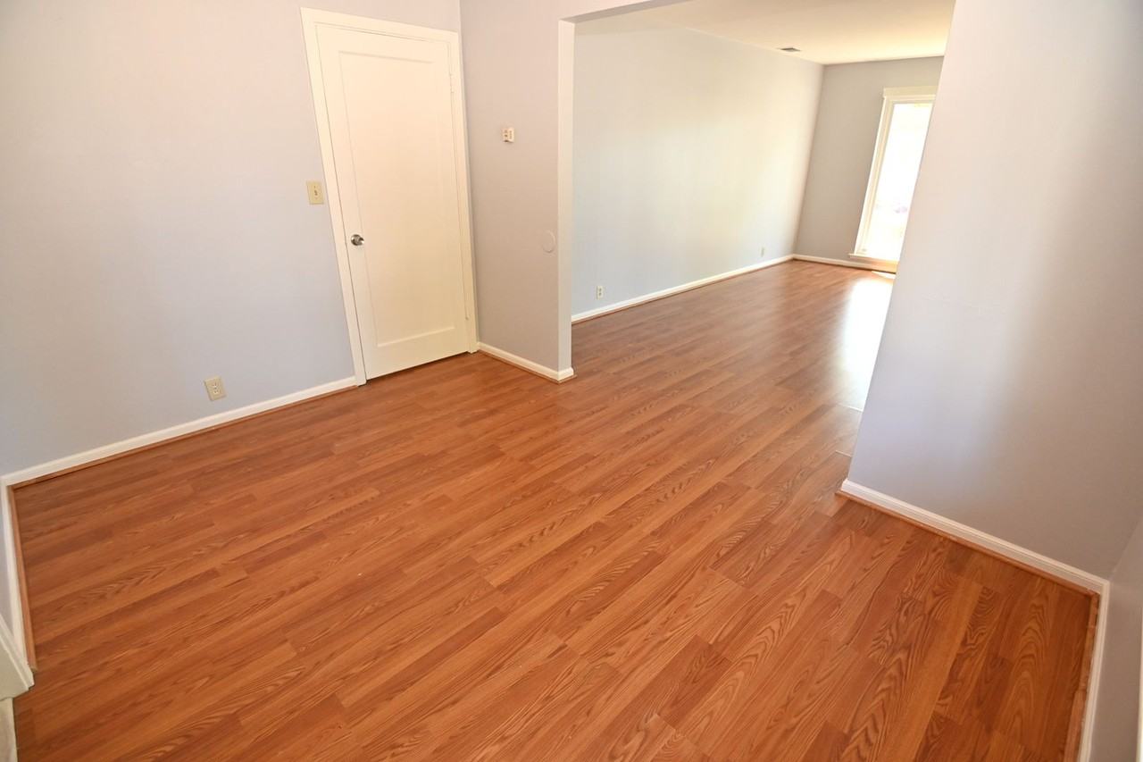 2466 Beechwood Ave - Photo 7 of 23