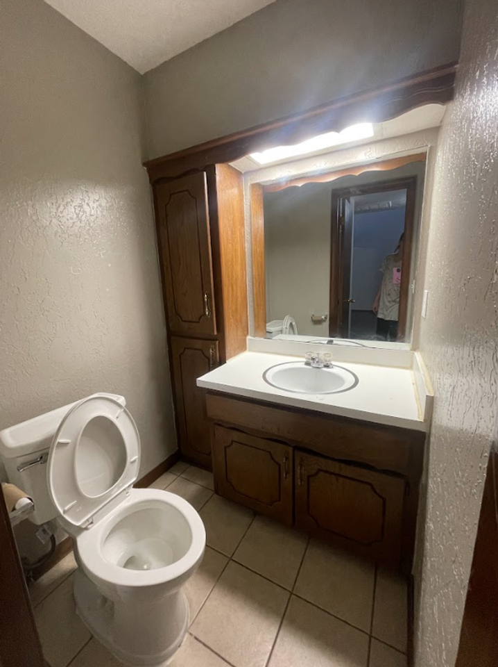7219 Edenborough Dr - Photo 5 of 19