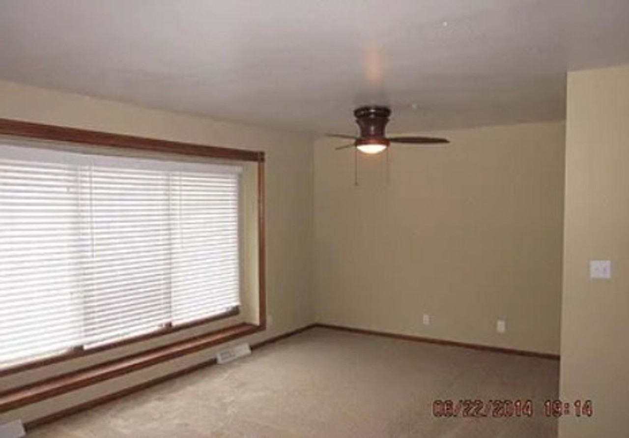6809 60th Ave - Photo 2 of 8