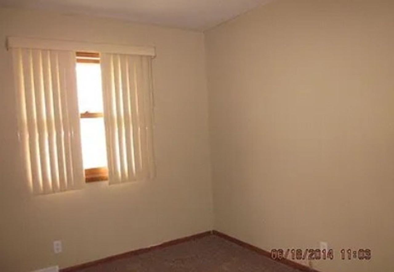 6809 60th Ave - Photo 3 of 8