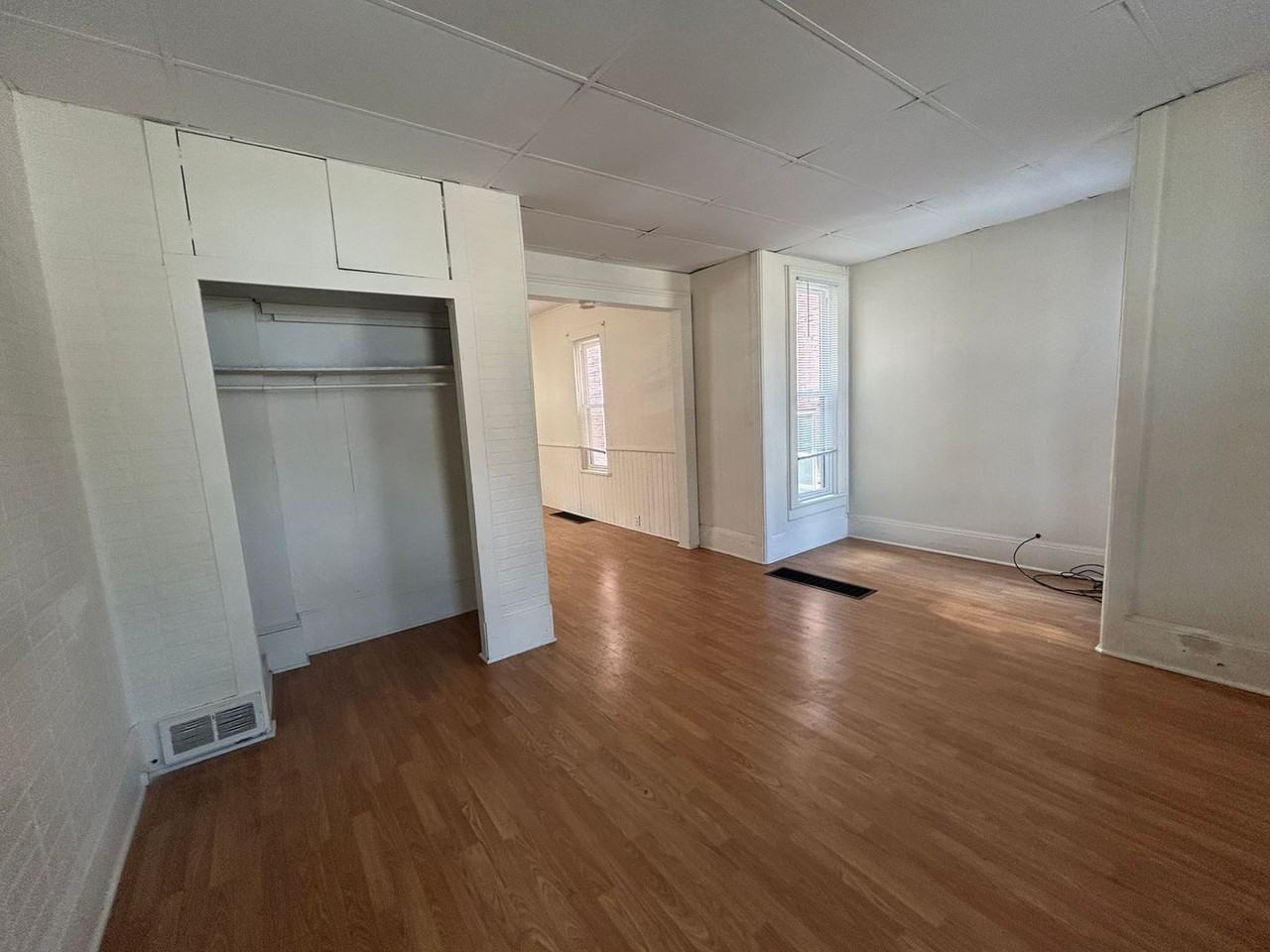 144 N Broad St - Photo 3 of 11