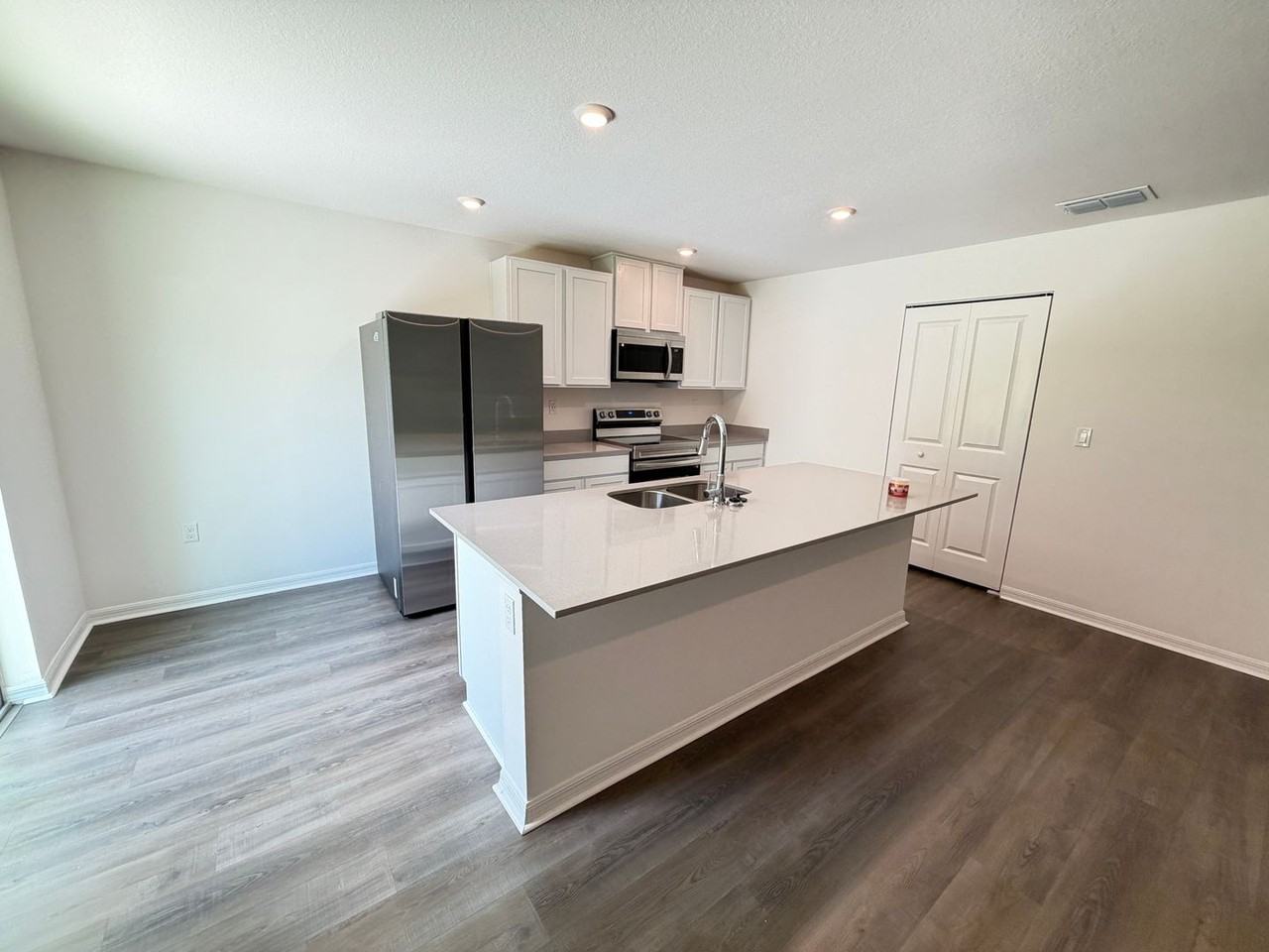 73 N Rooks Ave - Photo 7 of 27