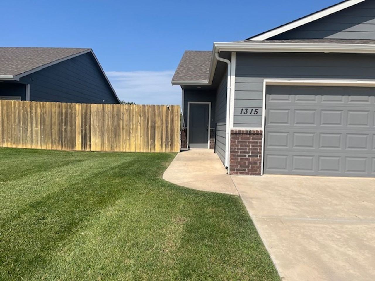 1315 N Azena St - Photo 6 of 18