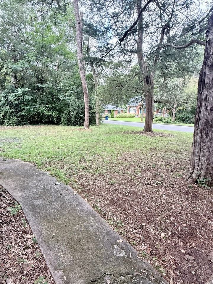 245 Milledge Hts - Photo 2 of 15