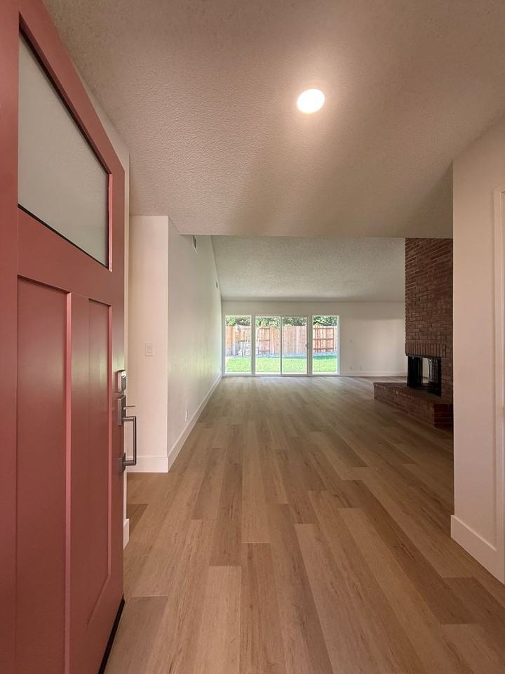 1120 Village Dr - Photo 4 of 50