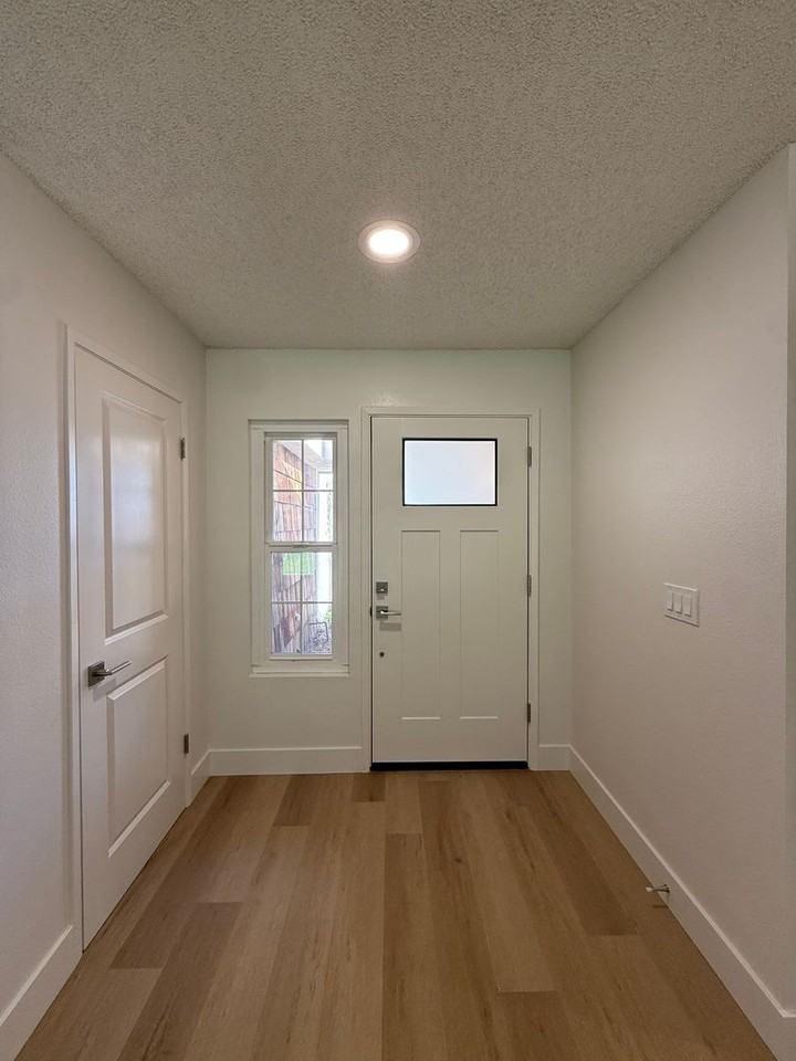 1120 Village Dr - Photo 5 of 50