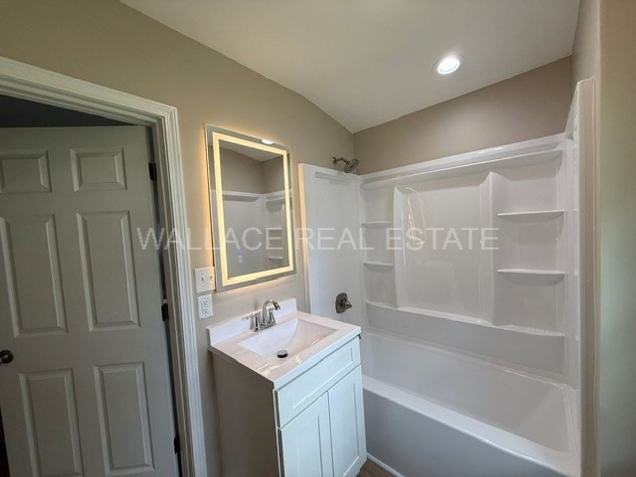 2513 Wilson Ave - Photo 5 of 9