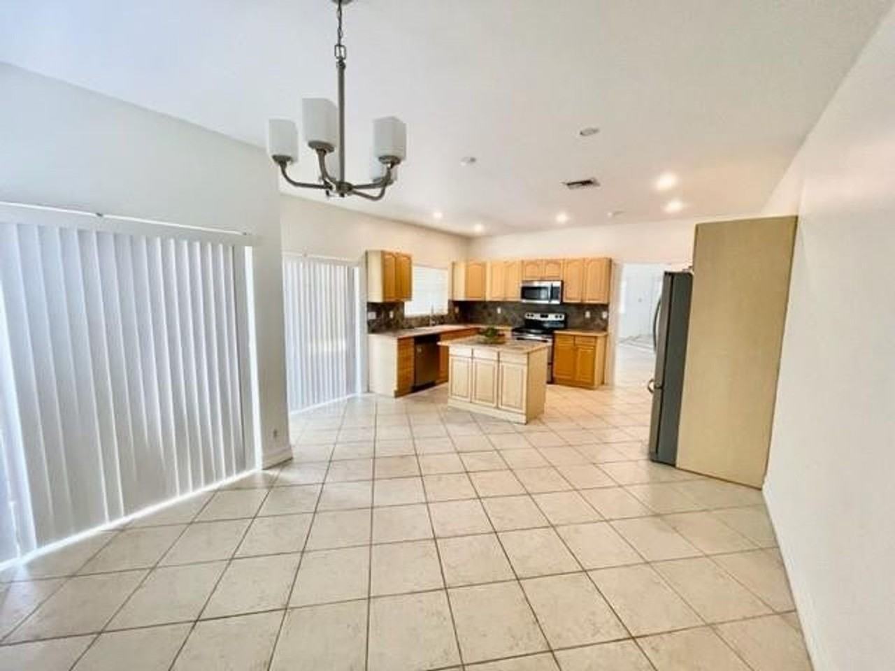 6555 Abbey Rd - Photo 4 of 10