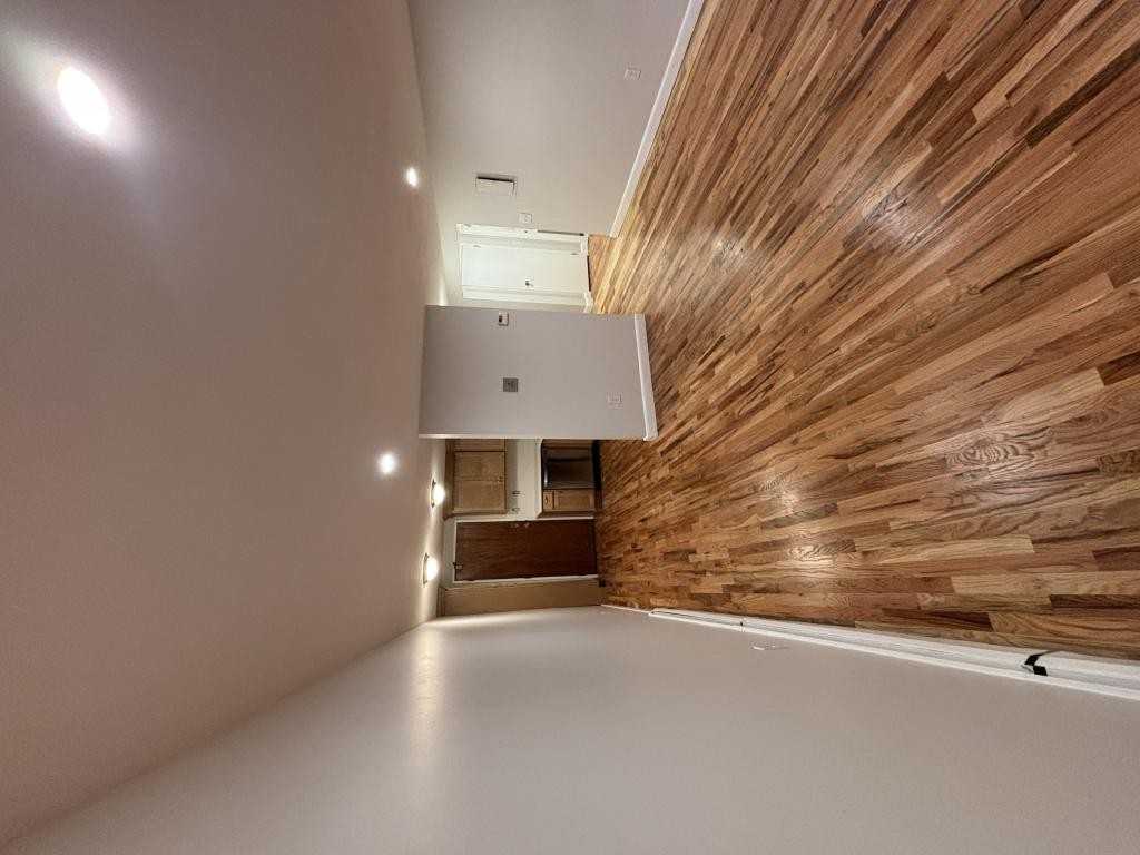 89 E Squantum St - Photo 5 of 10