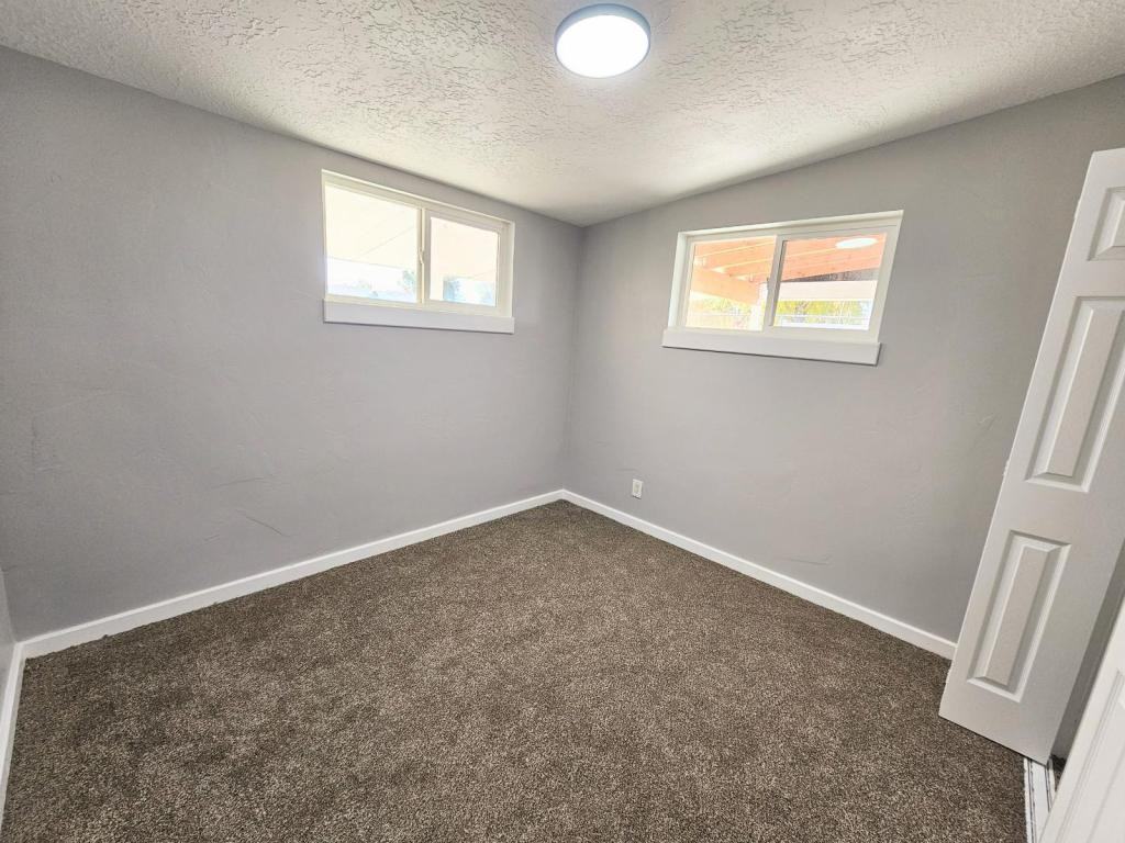 224 9th St - Photo 6 of 11