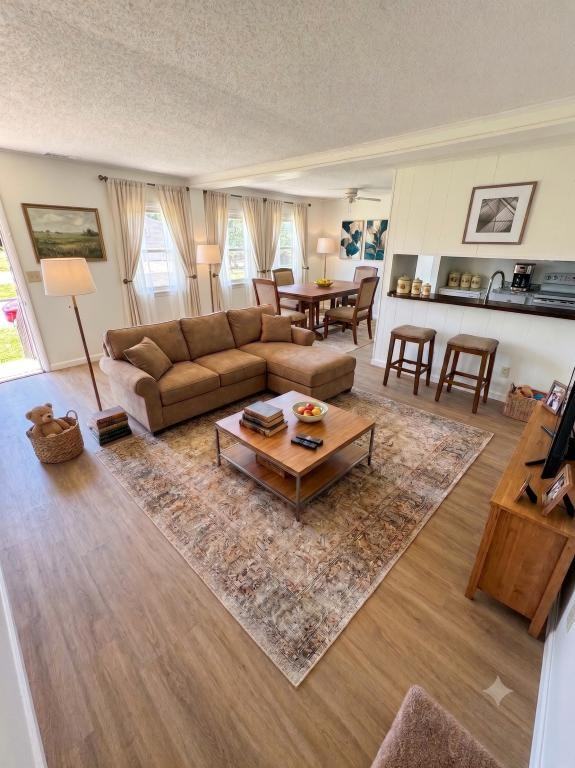 620 Briar Mnr - Photo 4 of 10