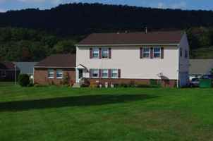 featured image of 710 Briar Mnr