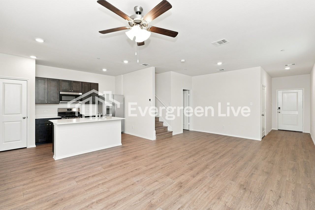 309 Nisa Dr - Photo 6 of 15