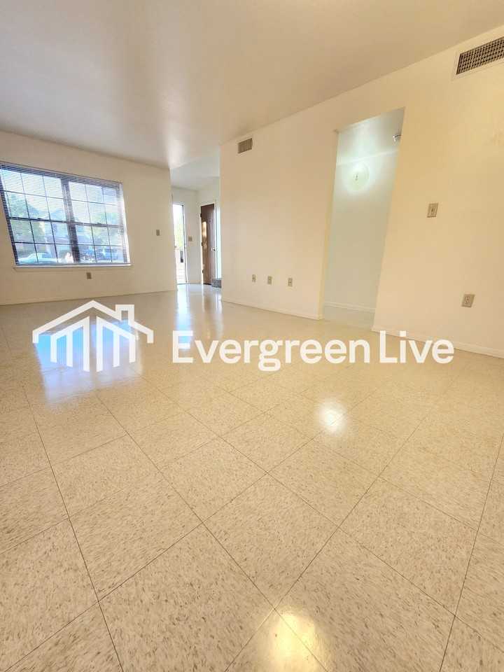 233 Raven Dr - Photo 4 of 26