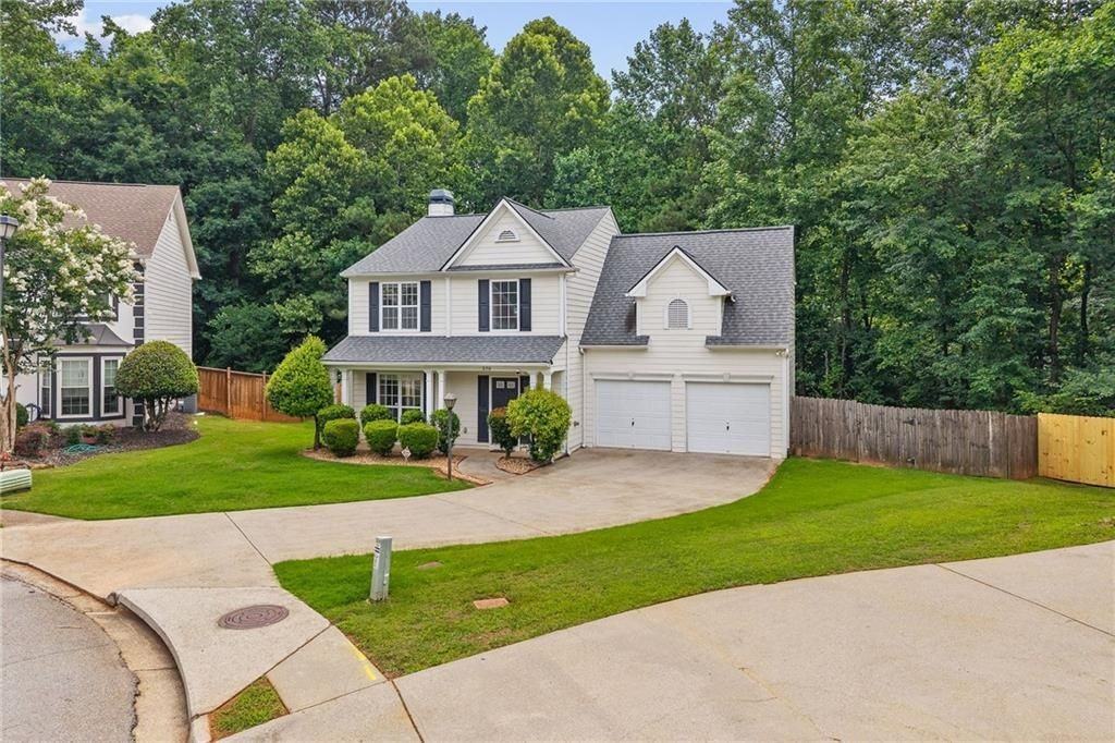 370 Manor Glen Dr - Photo 2 of 44
