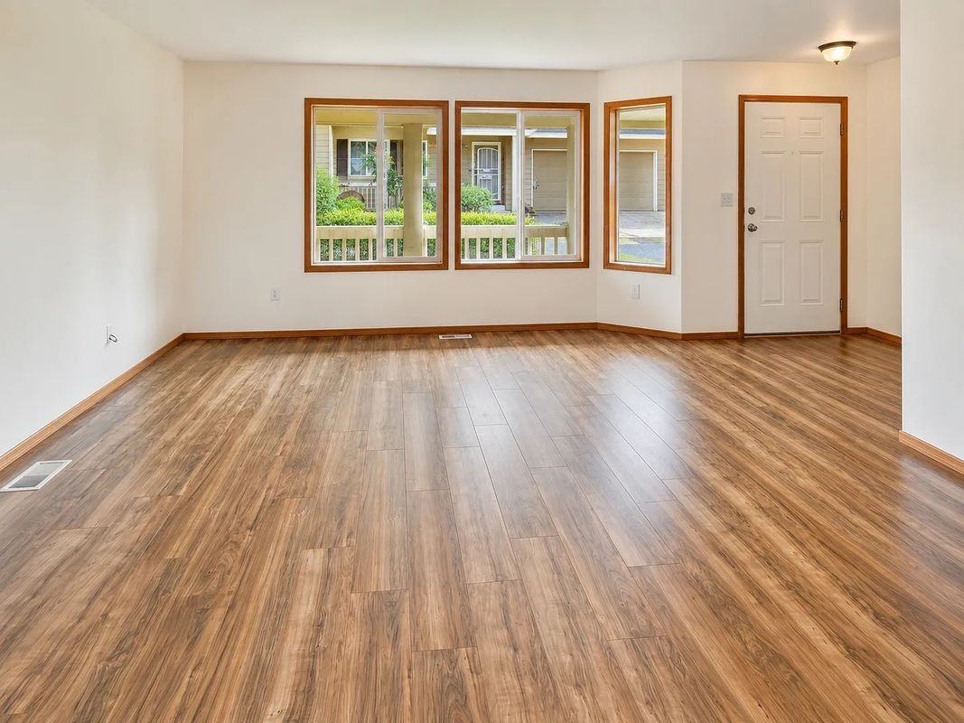 1158 Se La Mesa Ave - Photo 2 of 5