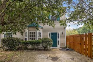 5475 Hampton Ct - Photo 1 of 1