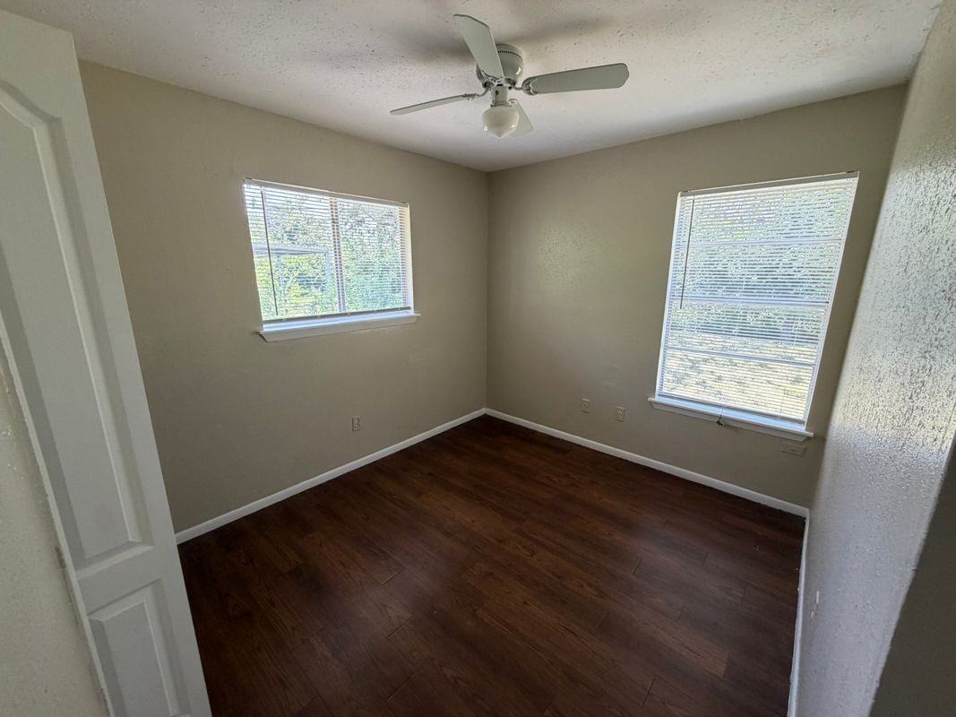 211 Baldwin Blvd ##203 - Photo 5 of 8