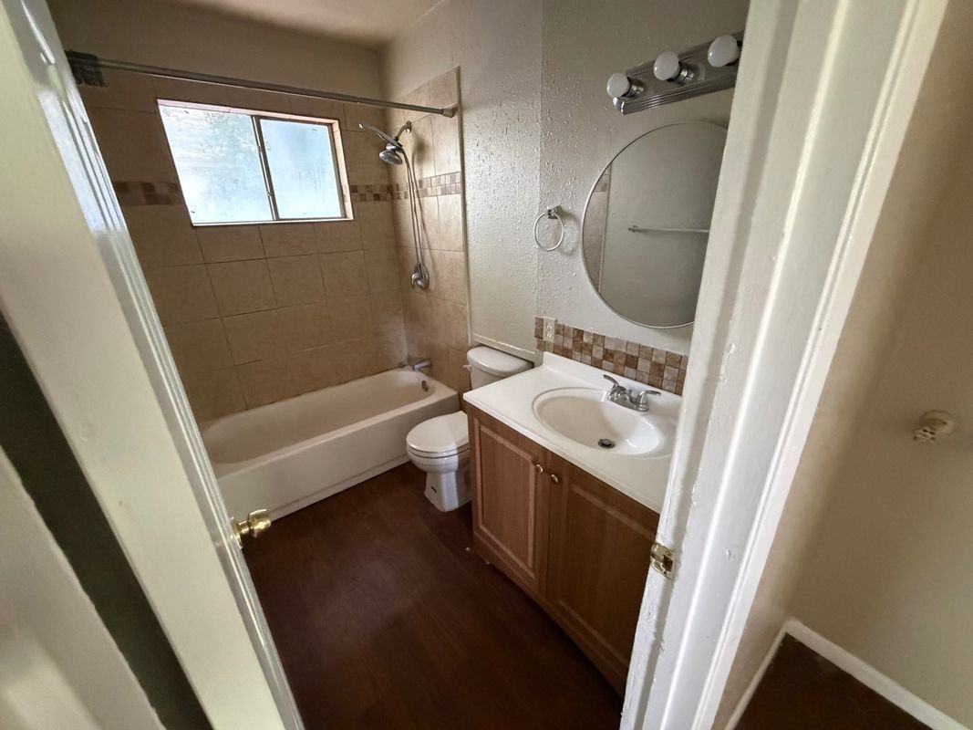 211 Baldwin Blvd ##203 - Photo 7 of 8