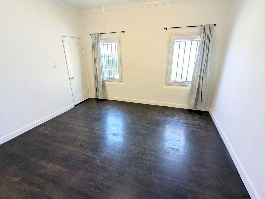 1152 Gordon St ##3 - Photo 6 of 12