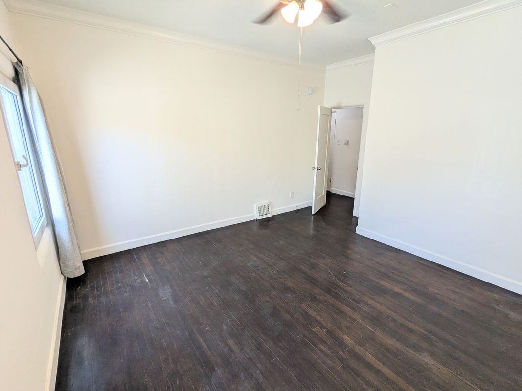 1152 Gordon St ##3 - Photo 7 of 12