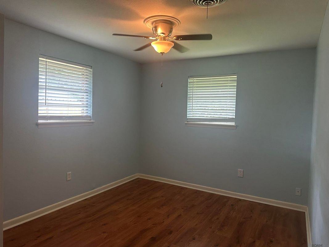 9042 Keaty Dr - Photo 5 of 13