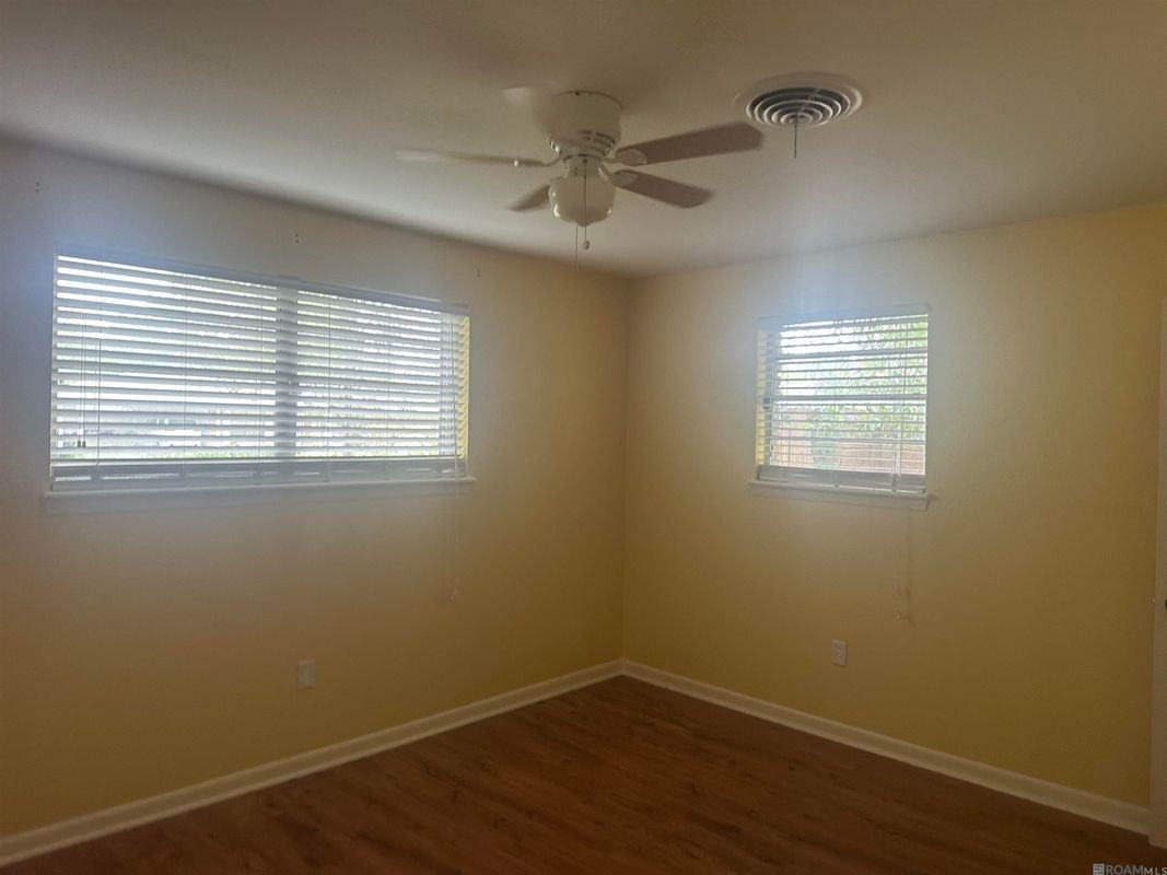 9042 Keaty Dr - Photo 6 of 13