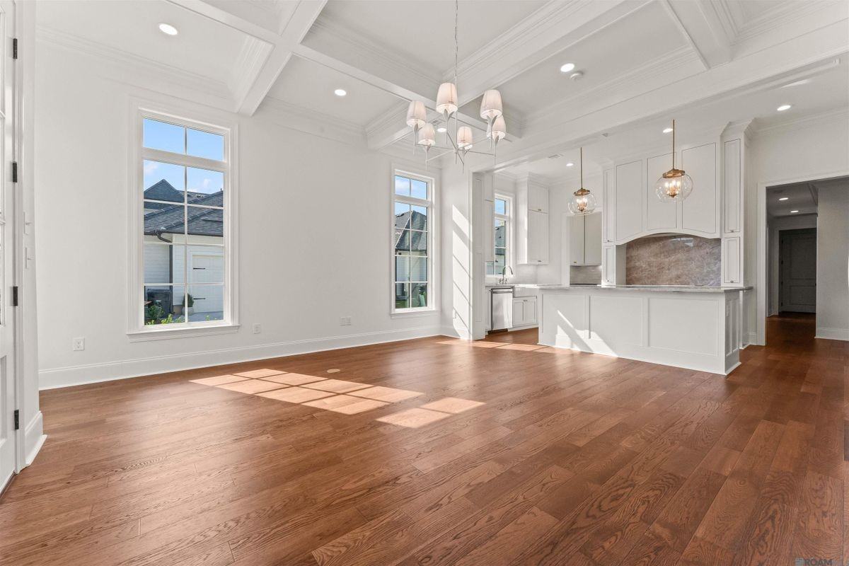 11442 Cotton Ln - Photo 4 of 23