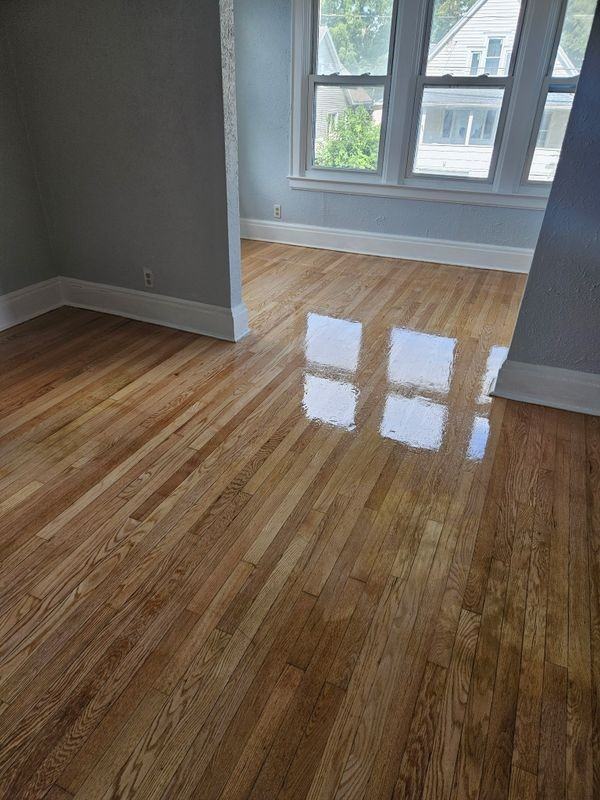 214 Craig St - Photo 2 of 8