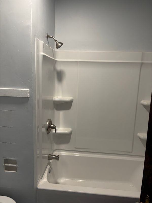 214 Craig St - Photo 4 of 8