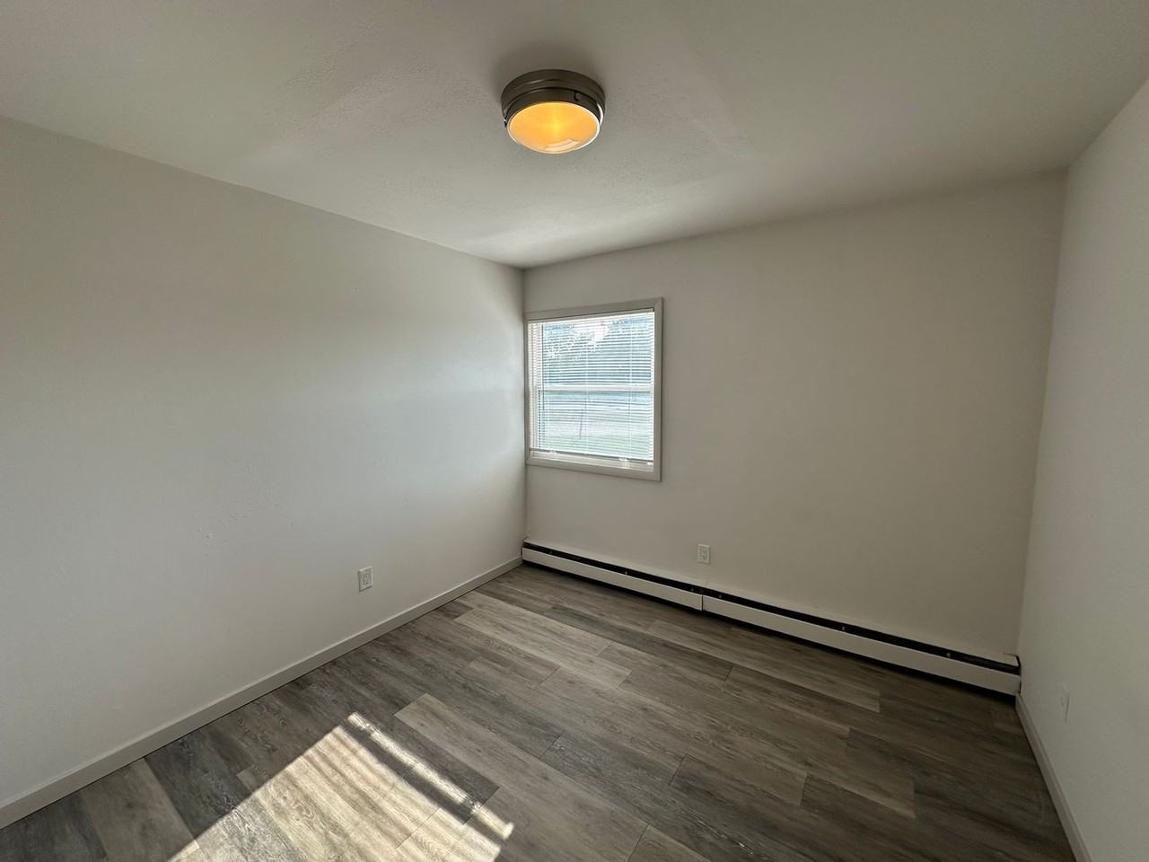 2867 S Kinnickinnic - Photo 7 of 23