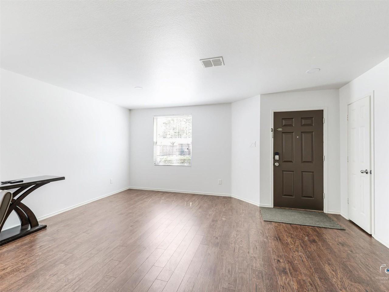 13262 Cleburne Drive - Photo 2 of 30