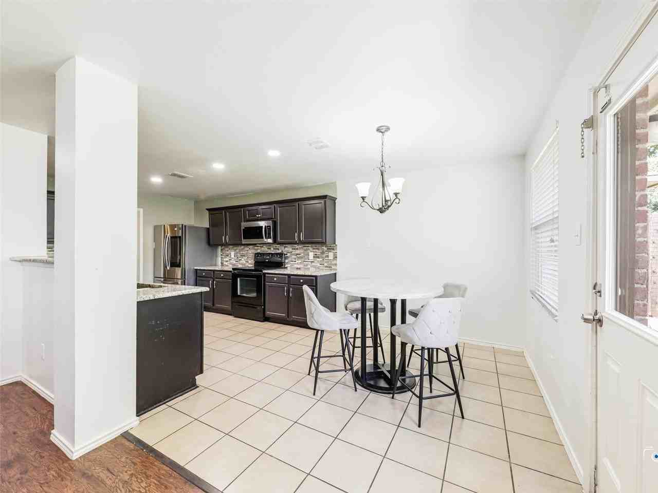 13262 Cleburne Drive - Photo 6 of 30