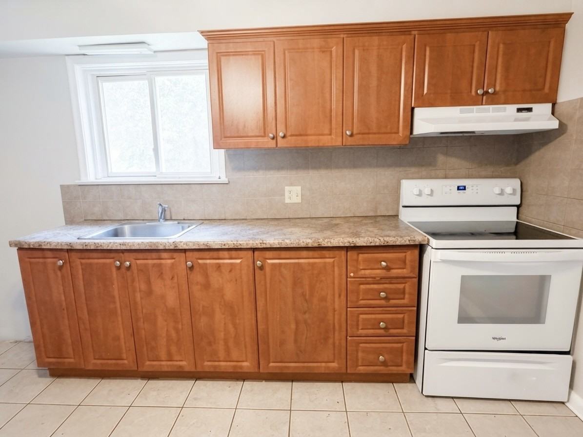 65 Fairfield Ave #A - Photo 7 of 20