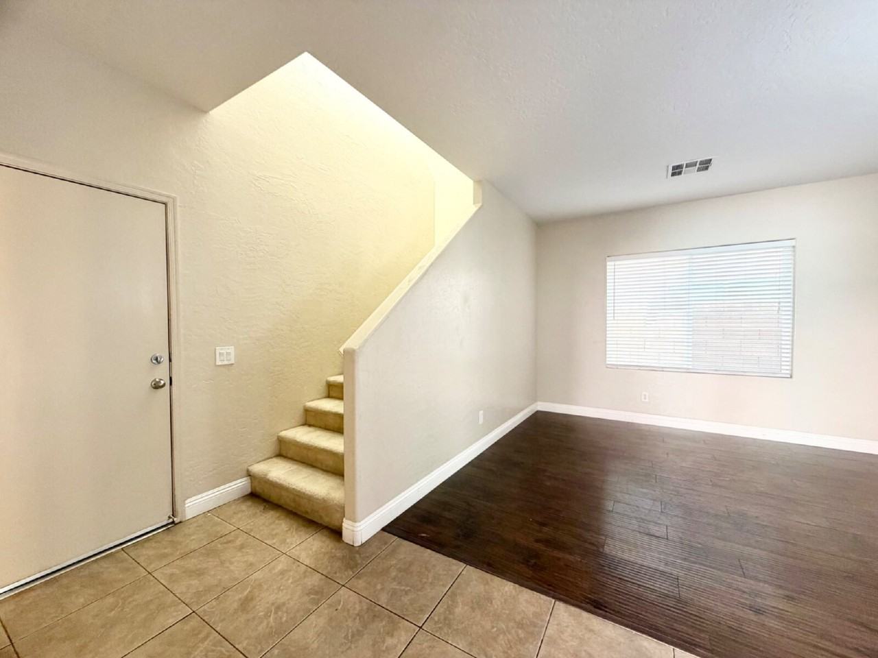 7109 Mercurio Ave - Photo 2 of 30