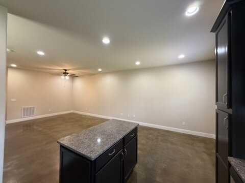 615 Cooper Sq - Photo 3 of 26