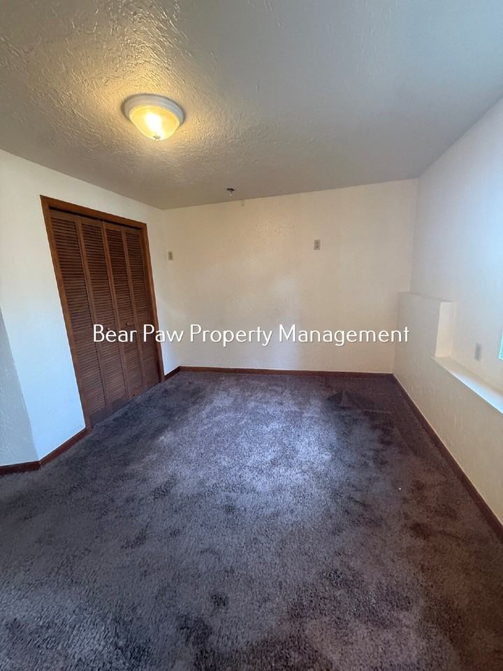30092 Spruce Rd #L - Photo 5 of 7