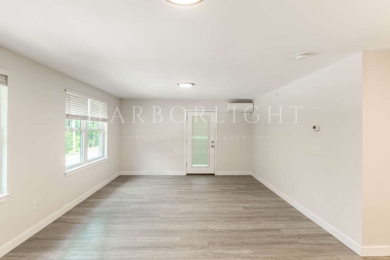 37 Mill Commons Dr #227 - Photo 4 of 25