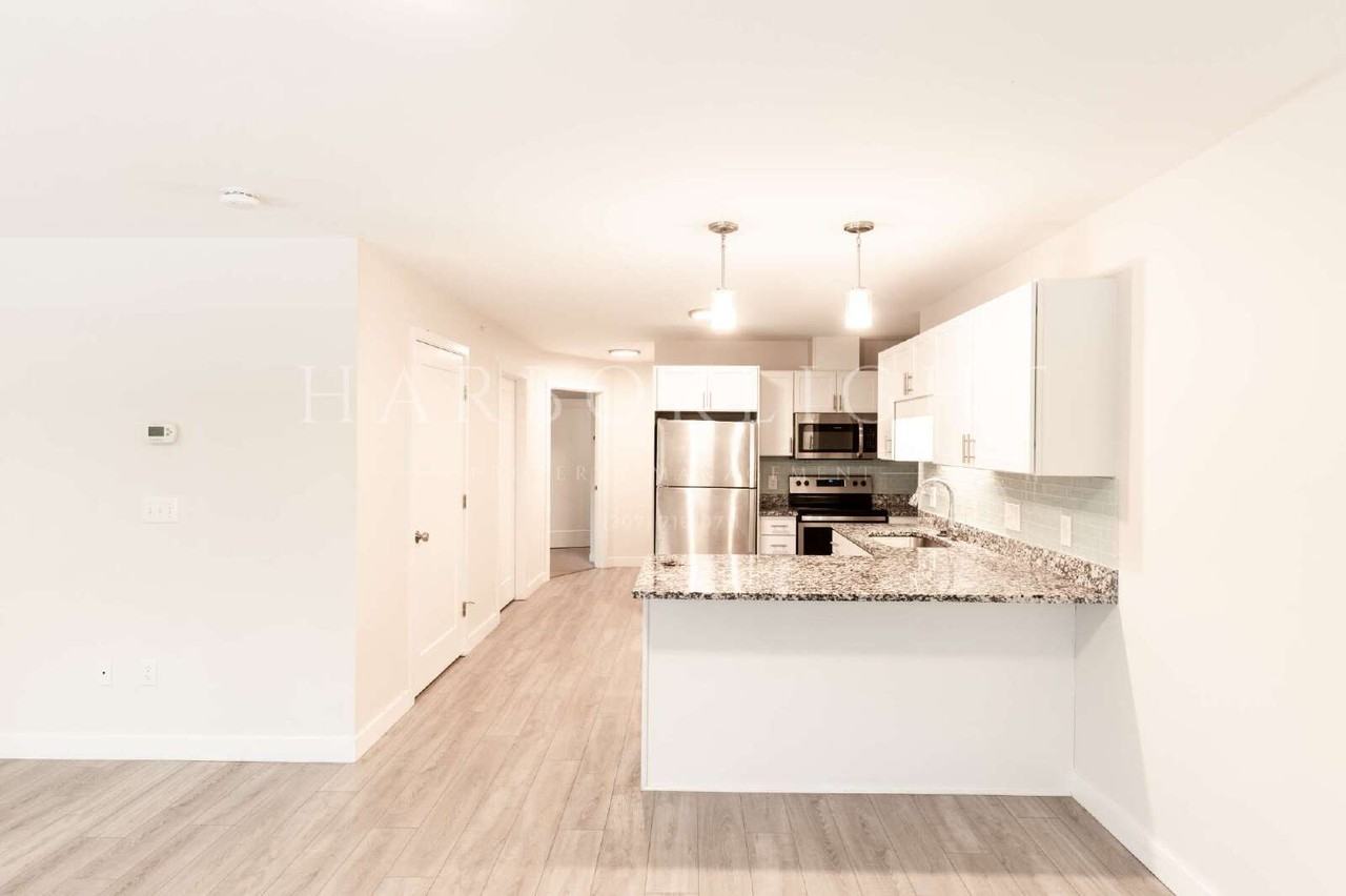 37 Mill Commons Dr #227 - Photo 5 of 25