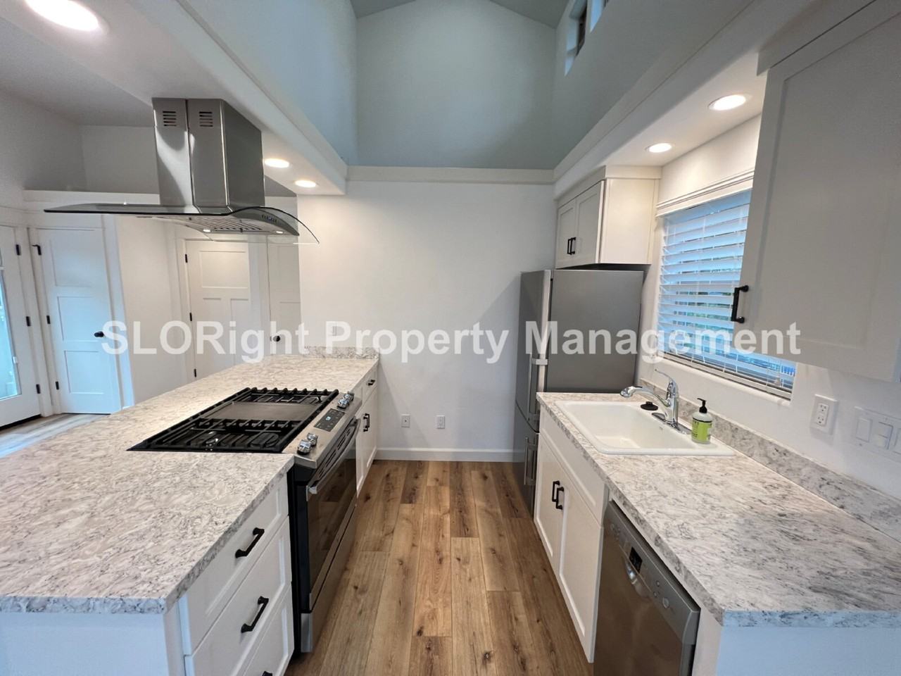 641 Pismo St Unit 3 - Photo 7 of 14