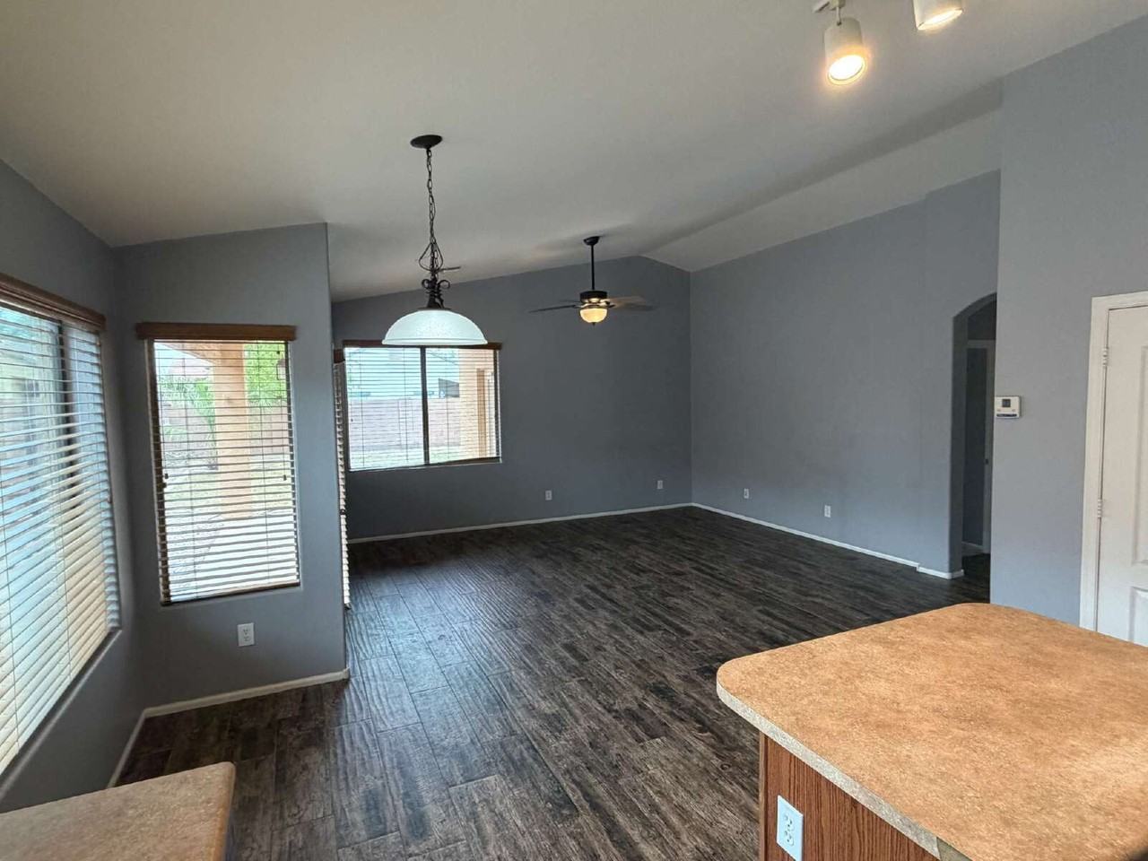 135 W Holstein Trl - Photo 6 of 19