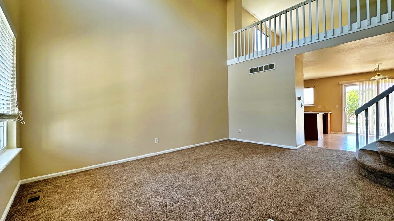 3797 S Lisbon Way - Photo 4 of 28
