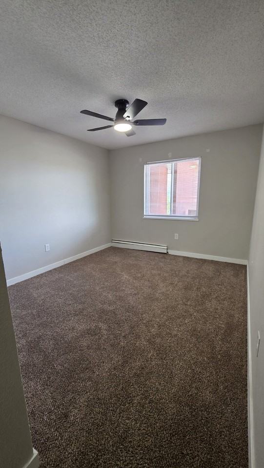 625 Hathaway Dr #28 - Photo 3 of 15