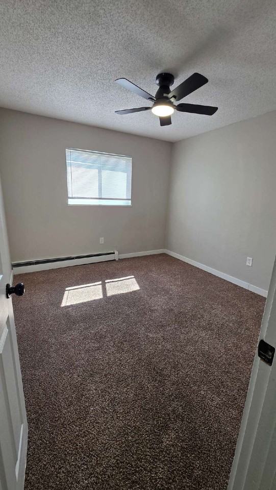 625 Hathaway Dr #28 - Photo 7 of 15