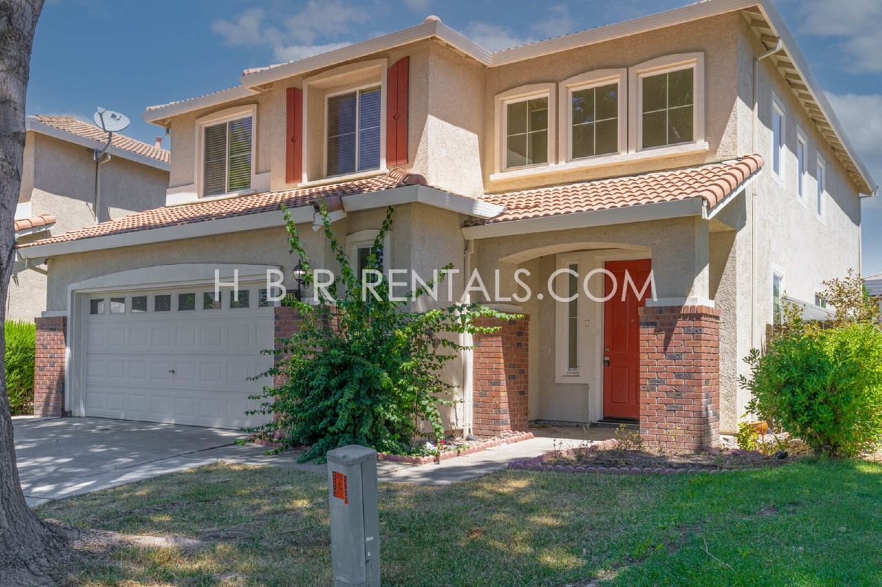 2417 Veneto Ln - Photo 3 of 41