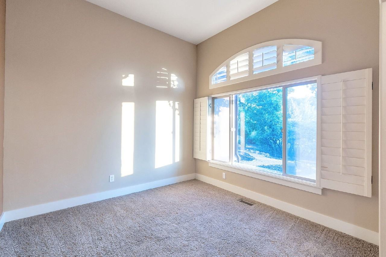 14637 S Woods Landing Ct - Photo 6 of 40