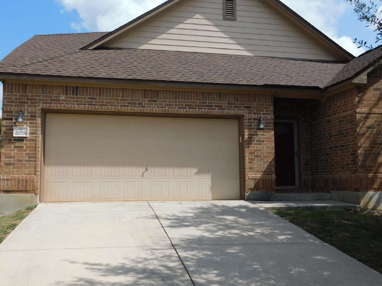 20719 Cape Coral - Photo 3 of 50