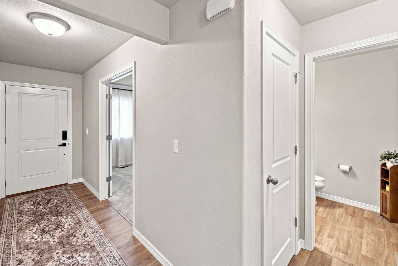 5072 Krueger Rd - Photo 3 of 50