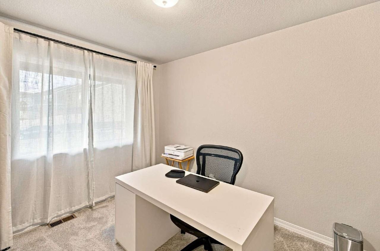 5072 Krueger Rd - Photo 6 of 50